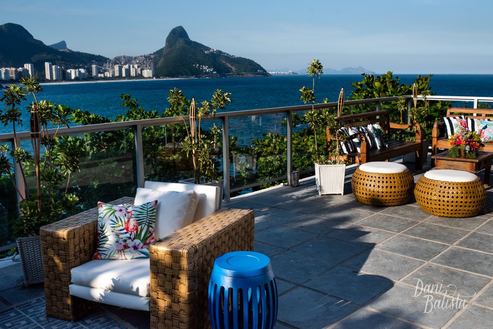 Varanda do Brava Rio com vista para o Morro Dois Irmãos e o mar